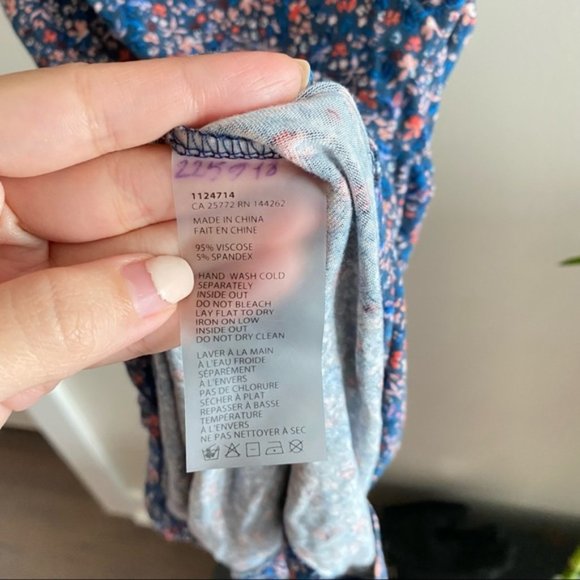 DEX Blue Floral Scoop Tank Top - Picture 5 of 6